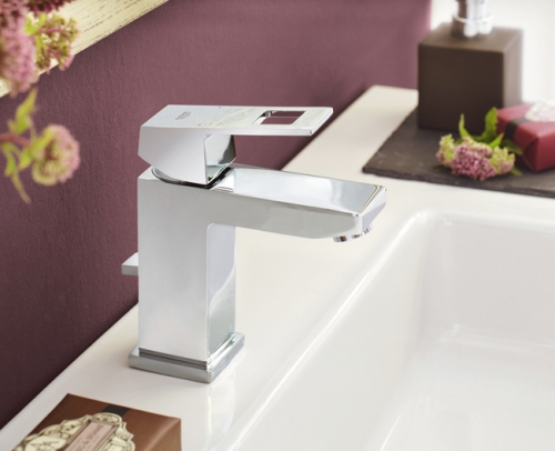 Grohe Eurocube egykaros mosdócsaptelep 23127 000 (23127000)