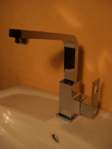 Grohe Eurocube egykaros mosdócsaptelep 23135 000 (23135000)