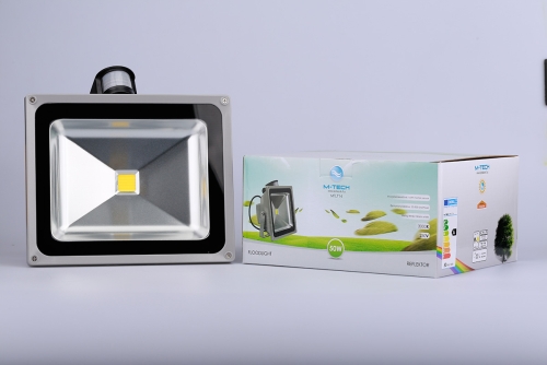 M-Tech 50W 4500lm, 230V, IP65, 3000K, meleg fehér reflektor mozgásérzékelős MTL714