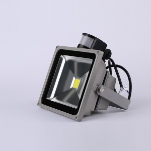 M-Tech 30W 2700lm, 230V, IP65, 6500K, hideg fehér reflektor mozgásérzékelős MTL713