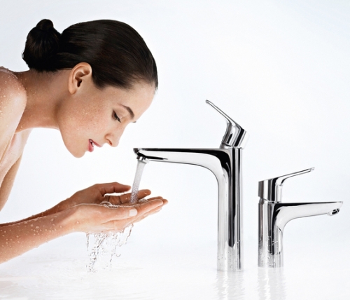 Hansgrohe Focus Egykaros magasított mosdócsaptelep 190 lefolyó-garnitúra nélkül 31518000 (31518000)