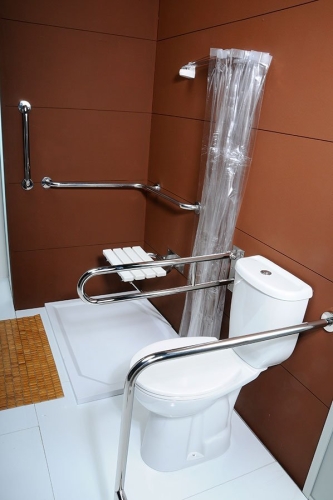 Sapho DISABLE mozgáskorlátozott monoblokkos wc, fehér BD301.410.00