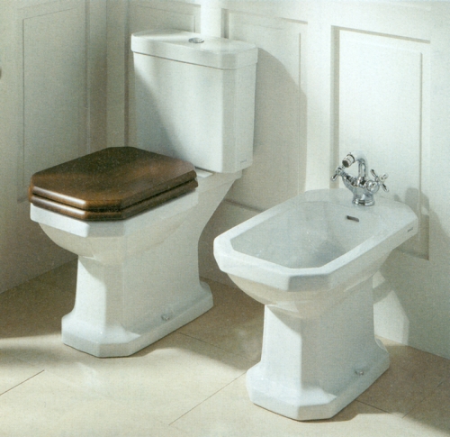 Duravit 1930 WC-ülőke, dió, ovális gyűrűnyílás 006221 00 00