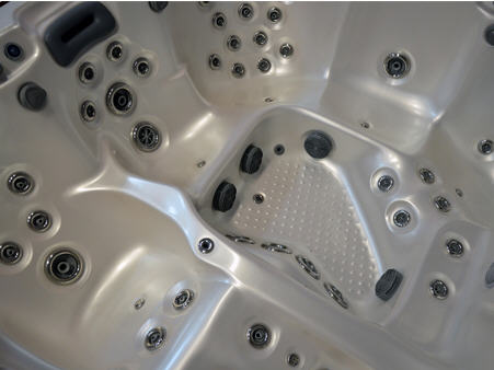 Vitalspa ATLANTIS masszázsmedence