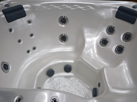 Vitalspa HAITI masszázsmedence