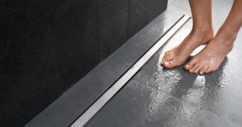 Geberit Cleanline60 zuhanyfolyóka 30-130 cm hosszú, padló síkba épített, fekete/szálcsiszolt rozsdamentes acél 154.457.00.1 / 154457001