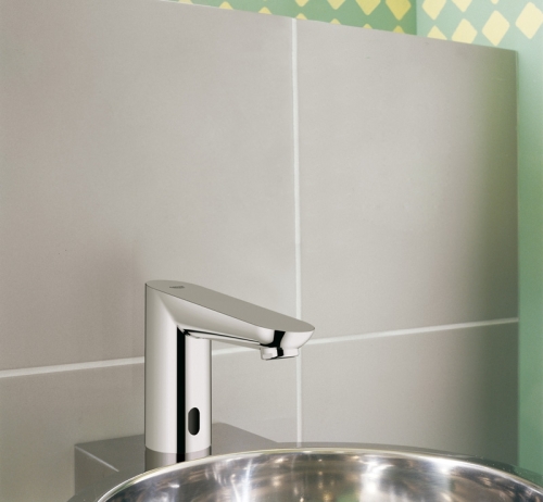 Grohe Euroeco Cosmopolitan E mosdó csaptelep infravörös elektronikával, elemes 36271 000 (36271000)