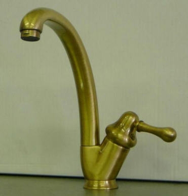 BUGNATESE Maya álló mosogatócsaptelep bronz 8999FBR