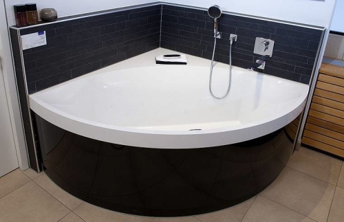 Villeroy & Boch Squaro 145x145 cm sarokkád, fényes fekete előlappal UBQ145SQR3PBV-01