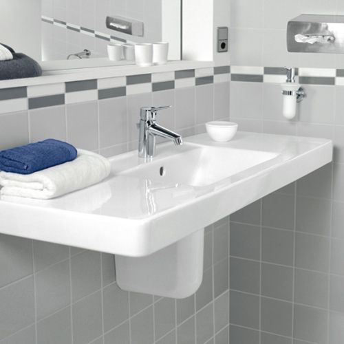Villeroy & Boch Architectura 130x48,5 cm mosdó 6118 13 01 (61181301)