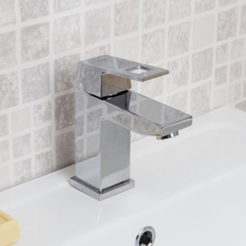 Grohe Eurocube mosdó csaptelep sima testtel S 23132 000 (23132000)