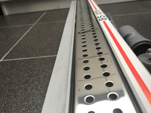 Reactiv Line zuhanyfolyóka 85 cm REA-LINE85