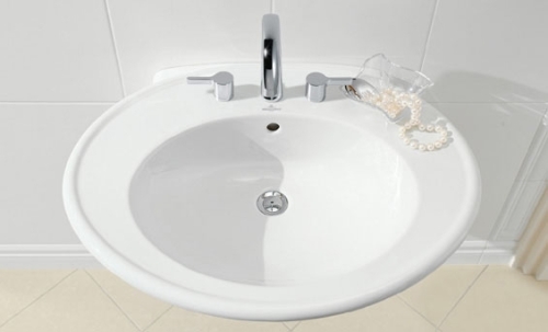 Villeroy & Boch Amadea mosdó CeramicPlus felülettel 7185 A1 R1 (7185A1R1)