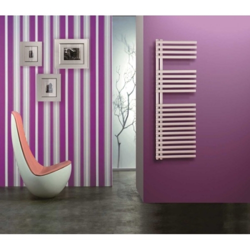 AREZZO design Tube White 1500x500 aszimmetrikus törölközőszárítós radiátor, fehér AR-TW15050