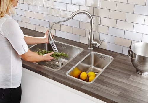 Grohe Parkfield egykaros kihúzható zuhanyfejes mosogató csaptelep, supersteel 30215 DC0 (30215DC0)