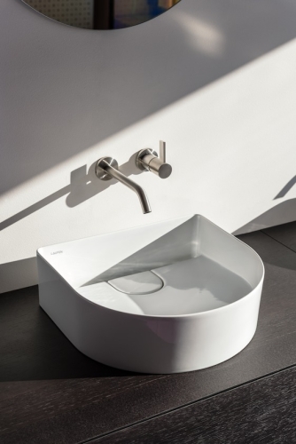 Laufen Sonar 41x36,5 cm pultra ültethető mosdó LCC felülettel H8123424001121