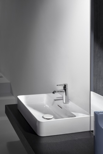 Laufen Val 55x42 cm mosdó alsó felülete csiszolt LCC felülettel H8162824001041