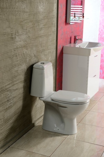 AQUALINE RIGA monoblokkos WC, alsó kifolyású, króm duál gombos öblítőmechanika RG801
