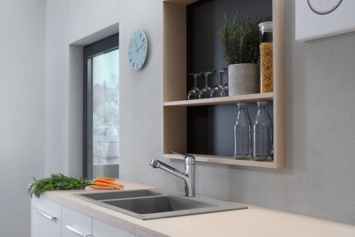 Hansgrohe Focus M427-H150 Egykaros konyhai csaptelep kihúzható kifolyóval, rozsdamentes acél 71814800