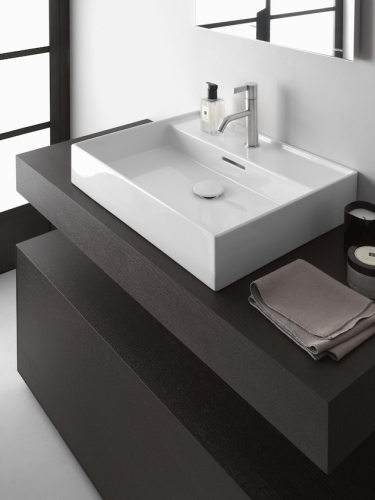 Laufen KARTELL BY LAUFEN 50x46 cm mosdó, alsó felülete csiszolt, fehér H8163320001041