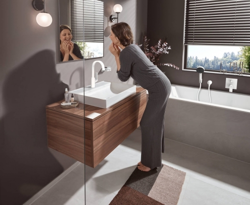 Hansgrohe Vivenis 210 egykaros mosdócsaptelep automata lefolyógarnitúrával, matt fehér 75030700