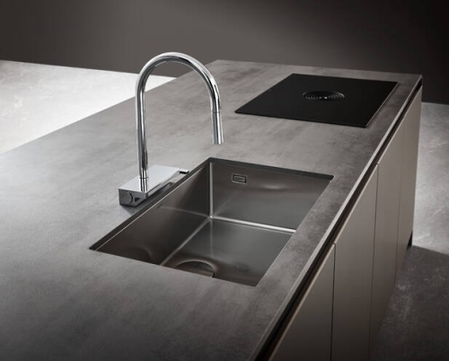 Hansgrohe Aquno Select M81 konyhai csaptelep 170 3jet, kihúzható kifolyóval, sBox, króm 73831000