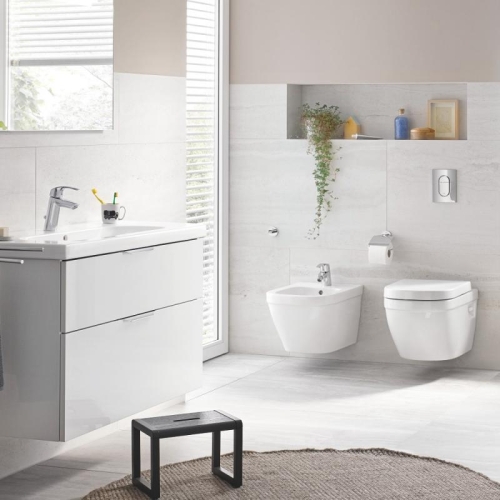 Grohe Euro Ceramic perem nélküli fali wc ülőkével 39703000