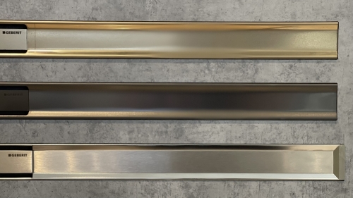 Geberit CleanLine80 zuhanyfolyóka 30-130 cm hosszú, szálcsiszolt fekete króm easy-to-clean bevonattal 154.441.QC.1