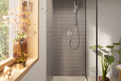 Hansgrohe Rebris E egykaros zuhanycsaptelep falsík alatti szereléshez iBox alaptesthez, króm 72668000