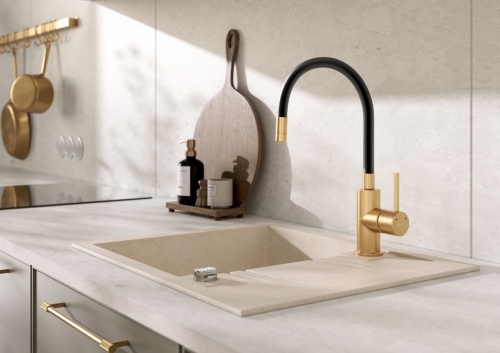 Ferro Zumba Inox konyhai csaptelep flexibilis kifolyócsővel, fekete/arany színű BZA4BSSG