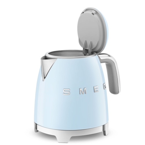 SMEG retro mini vízforraló, világoskék KLF05PBEU