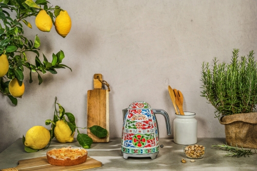 SMEG & Dolce&Gabbana retro vízforraló, Szicília a szerelmem KLF03DGEU