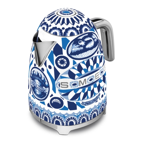 SMEG & Dolce&Gabbana retro vízforraló, Mediterrán kék KLF03DGBEU