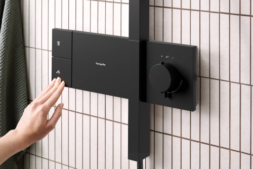 Hansgrohe Raindance Alive Q Showerpipe 210/340 1jet termosztátos zuhanyrendszer, matt fekete 24580670