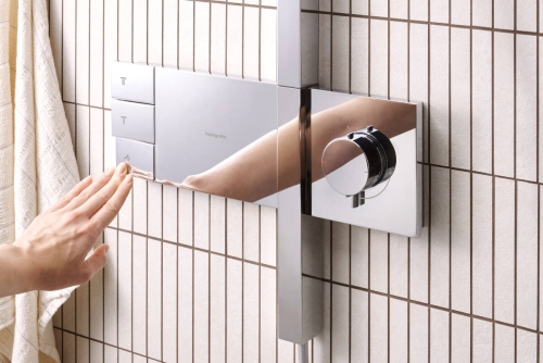 Hansgrohe Raindance Alive Q Showerpipe 210/340 2jet termosztátos zuhanyrendszer, króm 24590000