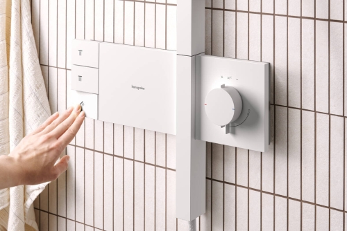 Hansgrohe Raindance Alive Q Showerpipe 210/340 2jet termosztátos zuhanyrendszer, matt fehér 24590700