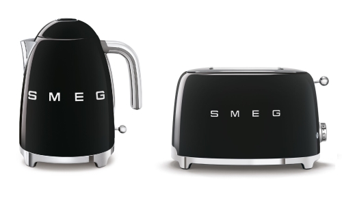 SMEG retro vízforraló és kenyérpirító szett, fekete TSF01BLEU/KLF03BLEU
