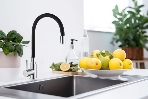 Invena SILVA ECO mosogató csaptelep flexibilis kifolyóval, inox/matt fekete BZ-86-043-L